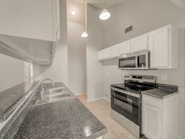 222 Rodeo Drive, Keller, TX 76248