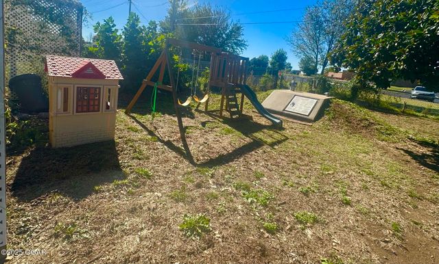 2320 S Willard Avenue, Joplin, MO 64804