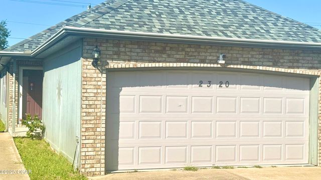 2320 S Willard Avenue, Joplin, MO 64804