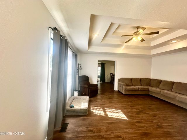 2320 S Willard Avenue, Joplin, MO 64804