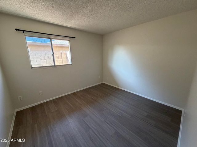 5249 W CROCUS Drive, Glendale, AZ 85306