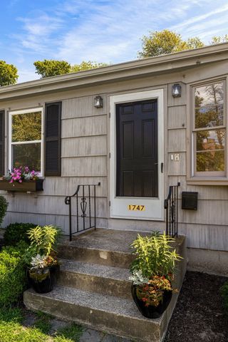 1747 Highland Avenue, Fall River, MA 02720