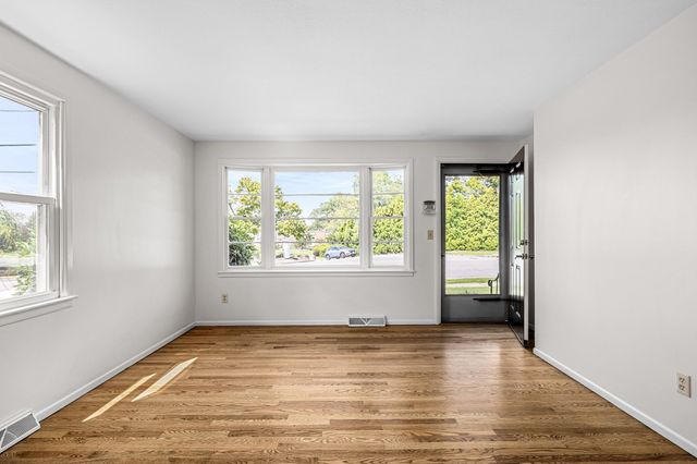 1747 Highland Avenue, Fall River, MA 02720