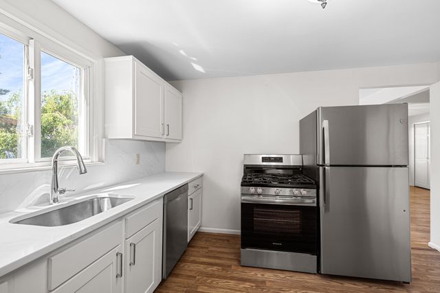 1747 Highland Avenue, Fall River, MA 02720