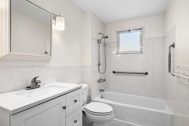 1747 Highland Avenue, Fall River, MA 02720