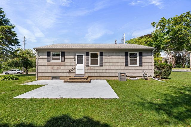 1747 Highland Avenue, Fall River, MA 02720