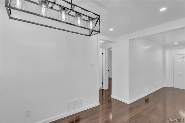 428 Beach Road, Cheektowaga, NY 14225