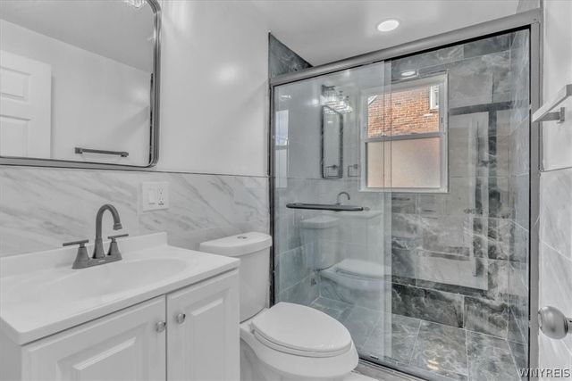 428 Beach Road, Cheektowaga, NY 14225