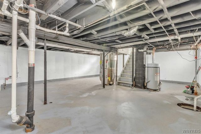 428 Beach Road, Cheektowaga, NY 14225