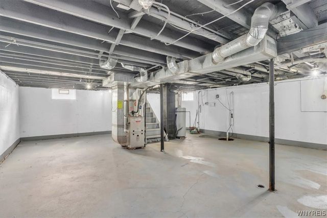 428 Beach Road, Cheektowaga, NY 14225