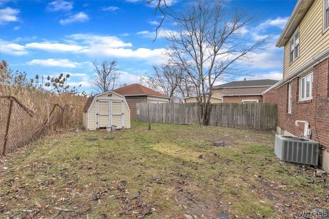 428 Beach Road, Cheektowaga, NY 14225