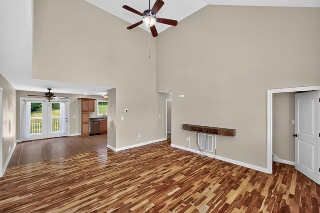209 Connie Lane, Winchester, KY 40391