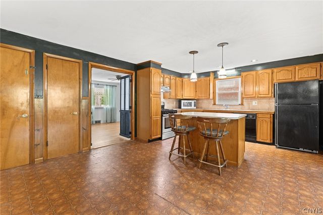 120 Patterson Avenue, Camillus, NY 13219