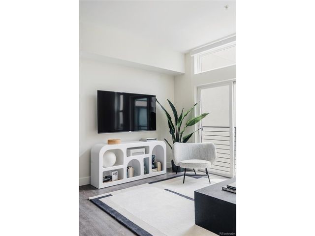 2880 Zuni St 507, Denver, CO 80211