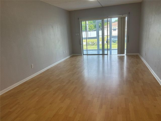 3160 36TH STREET N 102, St Petersburg, FL 33713