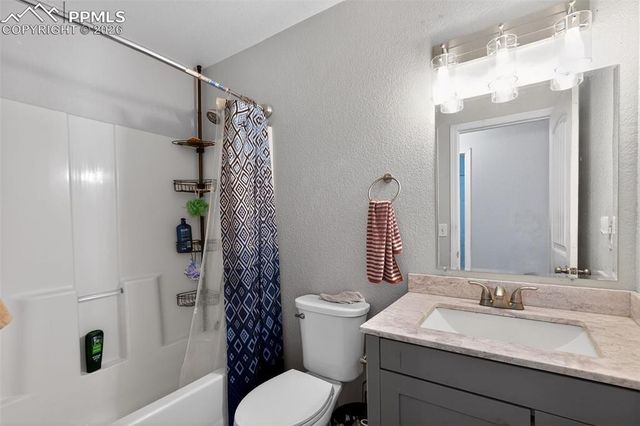 1344 N Blazing Star Lane, Pueblo, CO 81007