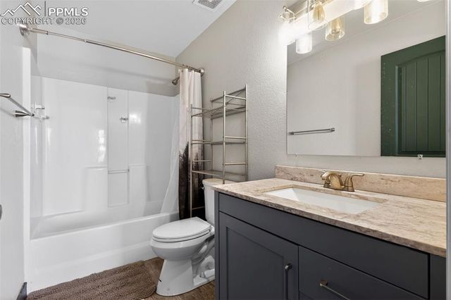 1344 N Blazing Star Lane, Pueblo, CO 81007