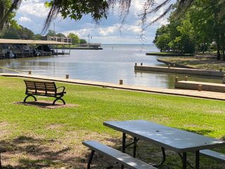 24 S Pine Harbour Drive, Coldspring, TX 77331
