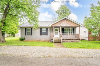 2609 Wilson Avenue, St Albans, WV 25177