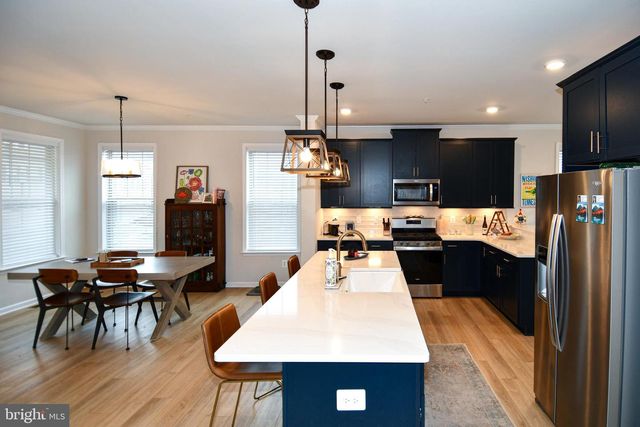 1717 EVANSBERRY DR, Frederick, MD 21701