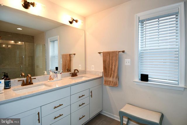 1717 EVANSBERRY DR, Frederick, MD 21701