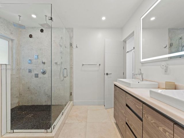 14525 SW 84th Ave, Palmetto Bay, FL 33158