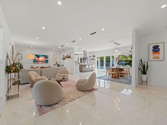 14525 SW 84th Ave, Palmetto Bay, FL 33158