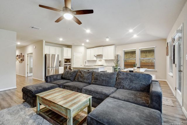 3053 Casillero, Schertz, TX 78154