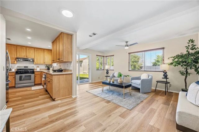 1404 Peacock Boulevard, Oceanside, CA 92056