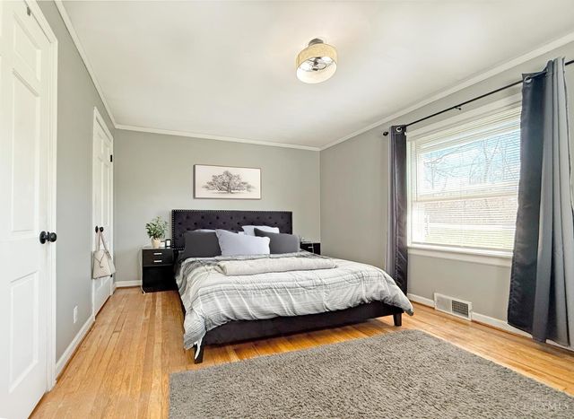 1049 New London Road, Hamilton, OH 45013