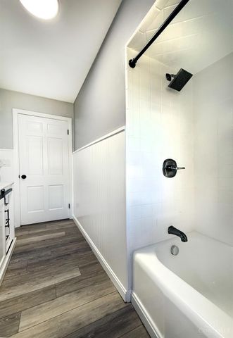 1049 New London Road, Hamilton, OH 45013