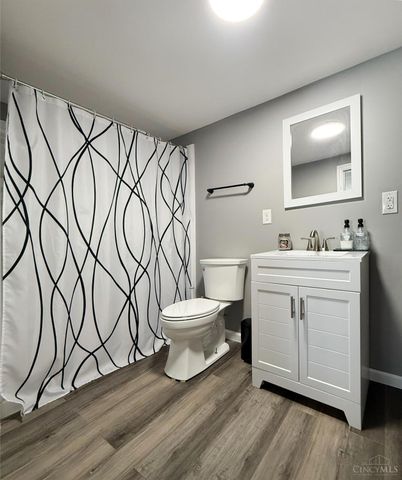 1049 New London Road, Hamilton, OH 45013