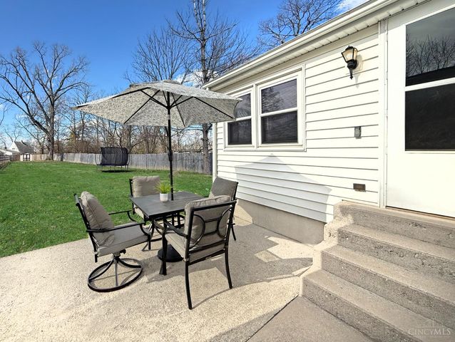 1049 New London Road, Hamilton, OH 45013