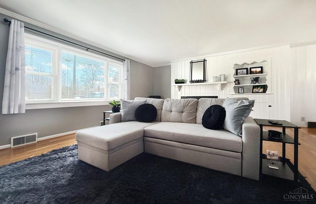 1049 New London Road, Hamilton, OH 45013