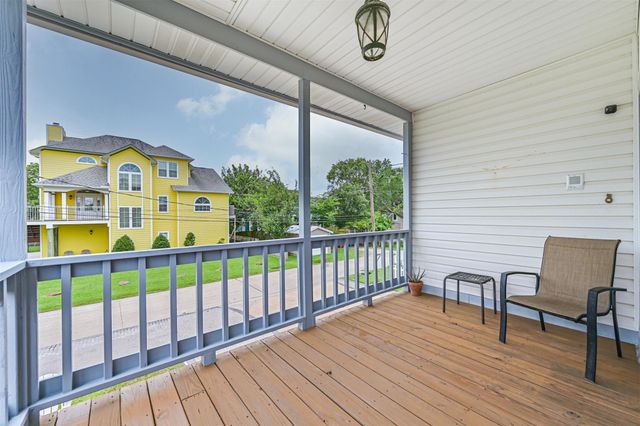 920 Grove Road, Clear Lake Shores, TX 77565