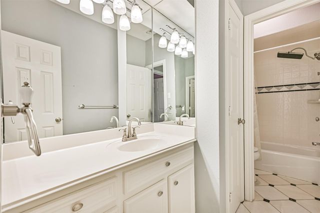 920 Grove Road, Clear Lake Shores, TX 77565