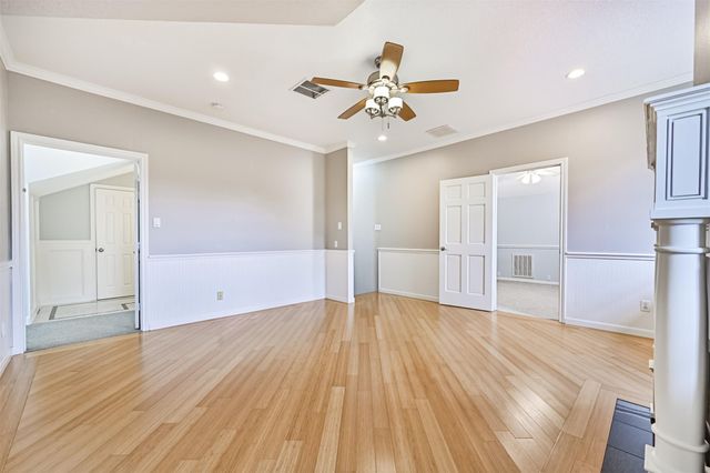 920 Grove Road, Clear Lake Shores, TX 77565