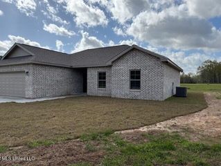 1278 W Union Road, Picayune, MS 39466