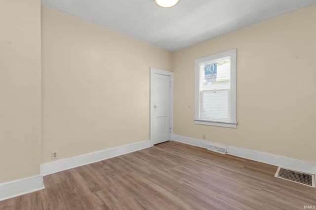 1618 Elwood Avenue, South Bend, IN 46628