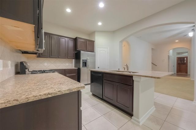 3 Tidwillow Place, The Woodlands, TX 77375