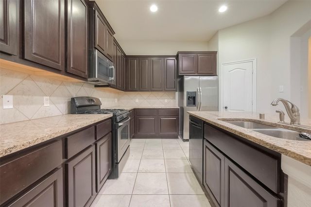 3 Tidwillow Place, The Woodlands, TX 77375