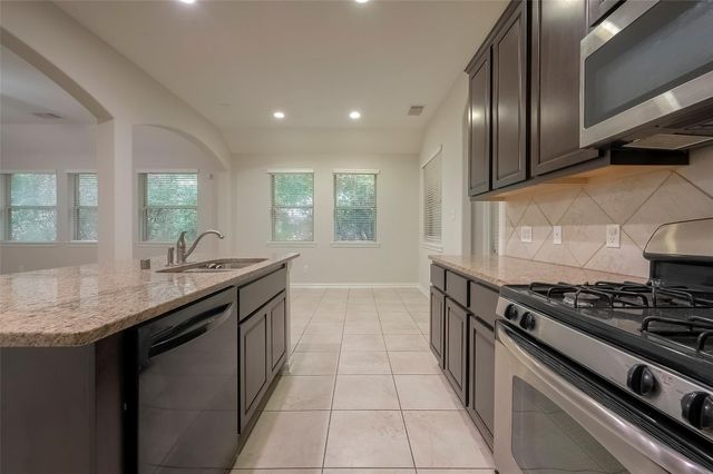 3 Tidwillow Place, The Woodlands, TX 77375