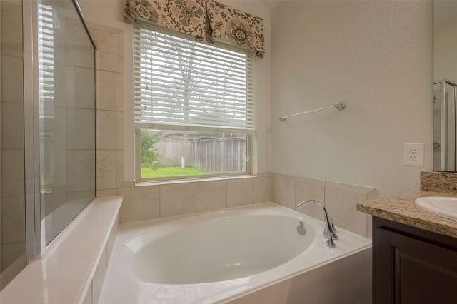 3 Tidwillow Place, The Woodlands, TX 77375