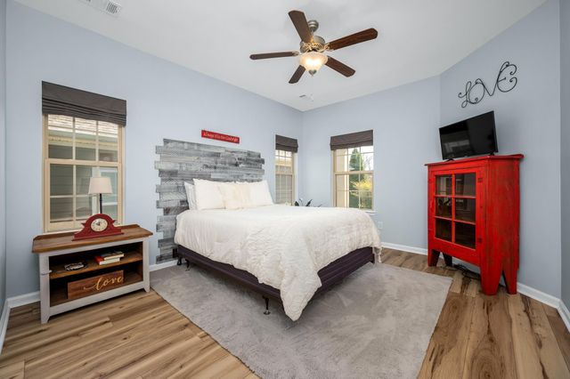 5003 Hemlock Ct, Spring Hill, TN 37174