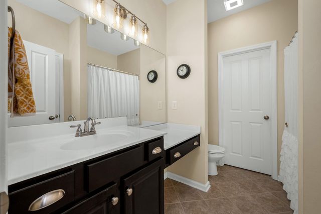 5003 Hemlock Ct, Spring Hill, TN 37174