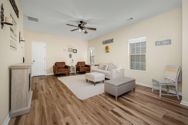 5003 Hemlock Ct, Spring Hill, TN 37174