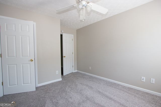 3292 Shady Valley Court, Loganville, GA 30052