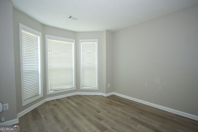 3292 Shady Valley Court, Loganville, GA 30052