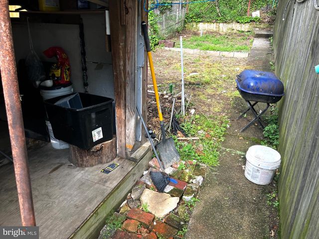 437 LINDEN ST, Reading, PA 19604