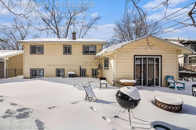 669 Provincetown Road, Auburn Hills, MI 48326